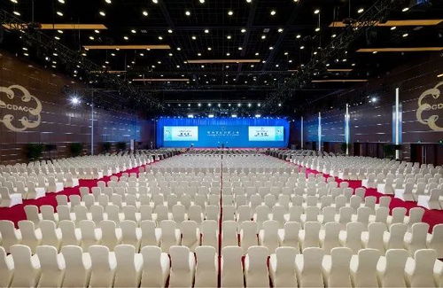 傾情抒寫中國會展業的華麗篇章 國家會議中心與中國服務的創新實踐
